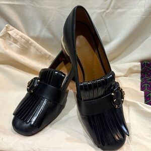 Tory Burch Black Leather Multi Logo Kiltie Heeled Loafers - Size 7.5